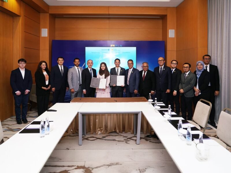 The agreement between Masdar and PLN NP was signed during an official visit to Uzbekistan at Masdar’s Tashkent office